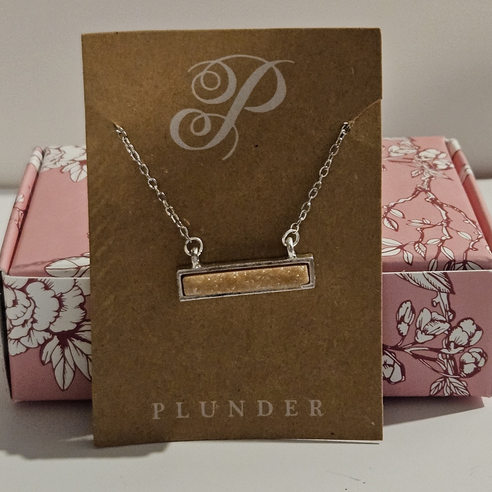 Plunder Silver and Cream Bar Necklace LENGTH 9 1/2 IN